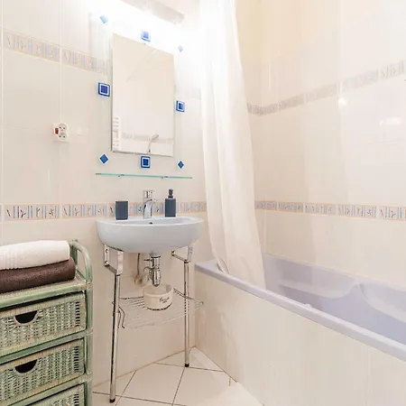 Modern With Terrace 아파트