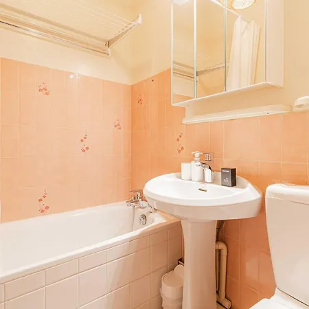 Modern With Terrace 아파트 *