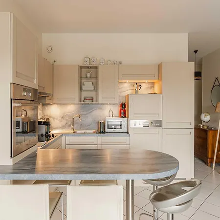 Modern With Terrace Trouville-sur-Mer