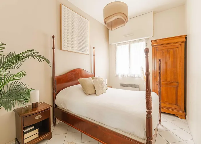 Modern With Terrace Apartman