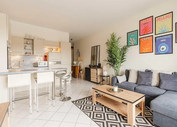 Modern With Terrace Apartman