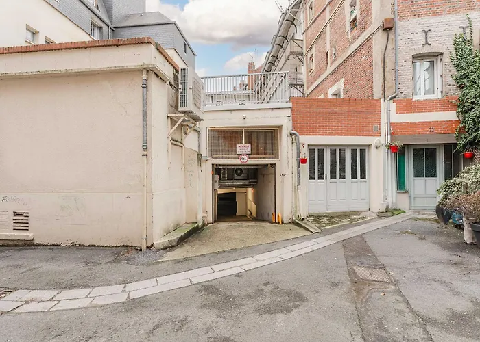 Modern With Terrace * Trouville-sur-Mer